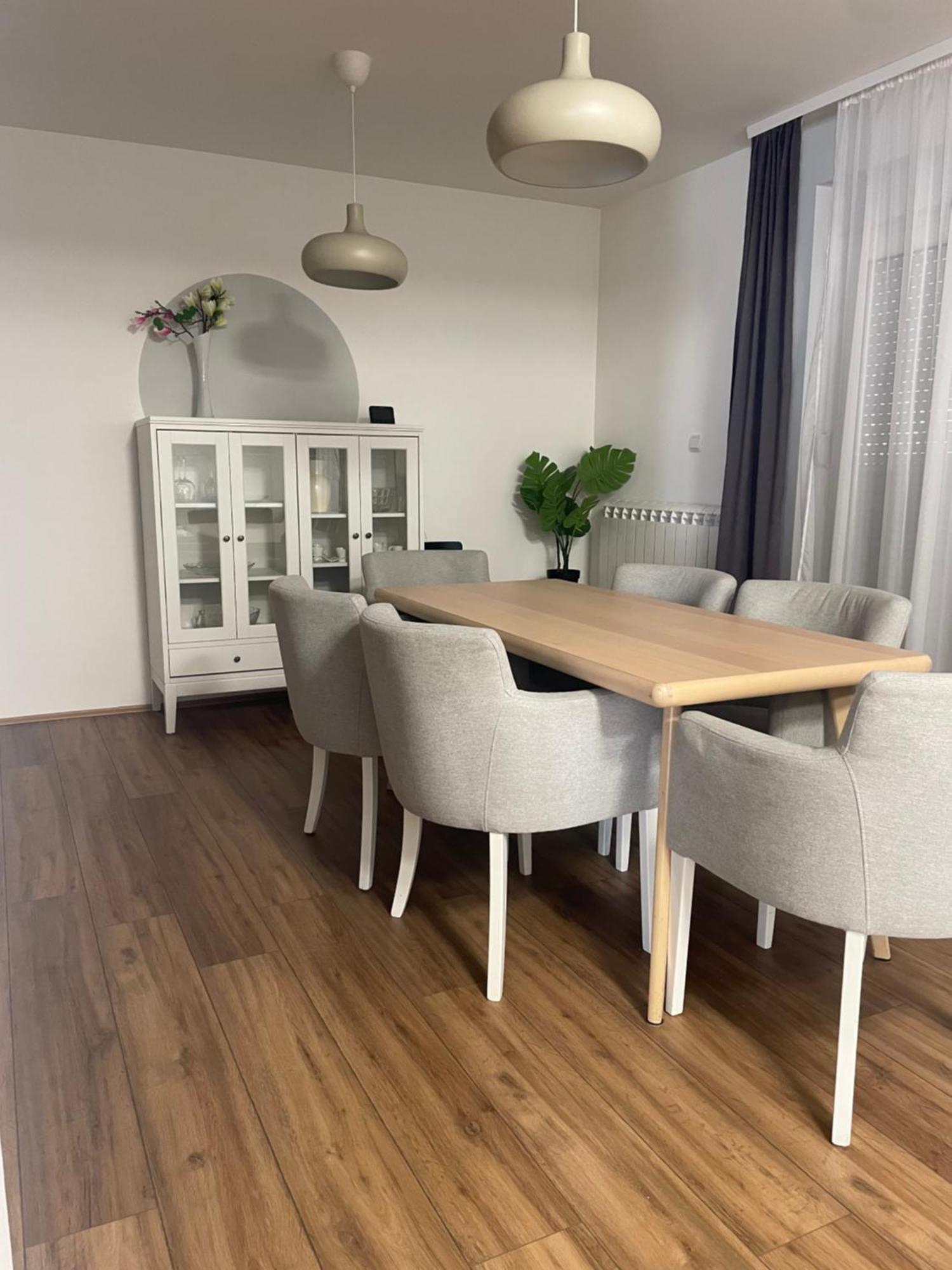 Deluxe Apartment Magnolia 2 Belgrado Buitenkant foto